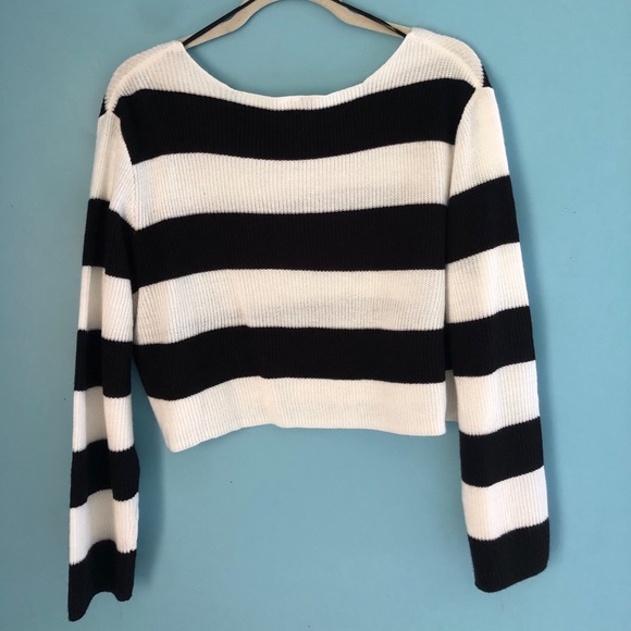 Knitted Striped Long Sleeve - Picture 2 of 2